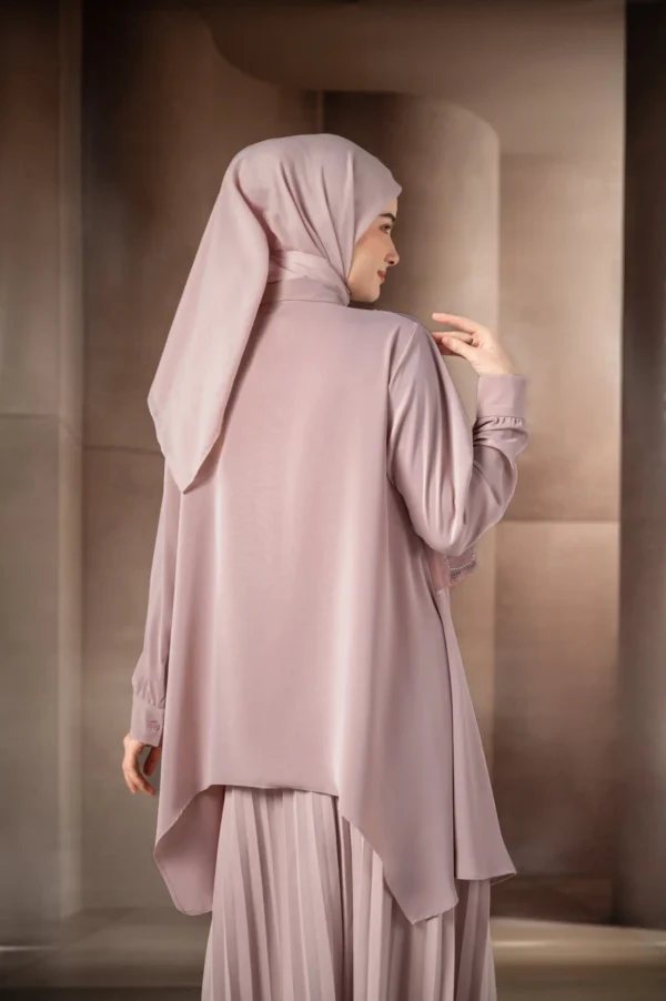 Terra Shirt Blush - Gambar 4
