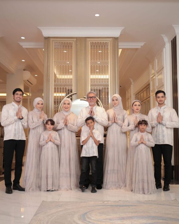 Kamila Signature Broken White