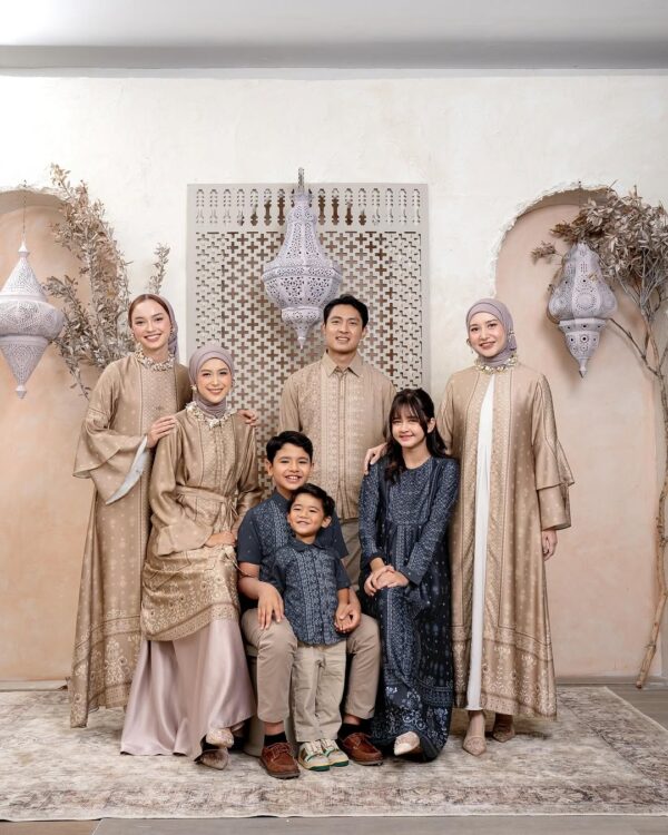 Padang series in sake gold